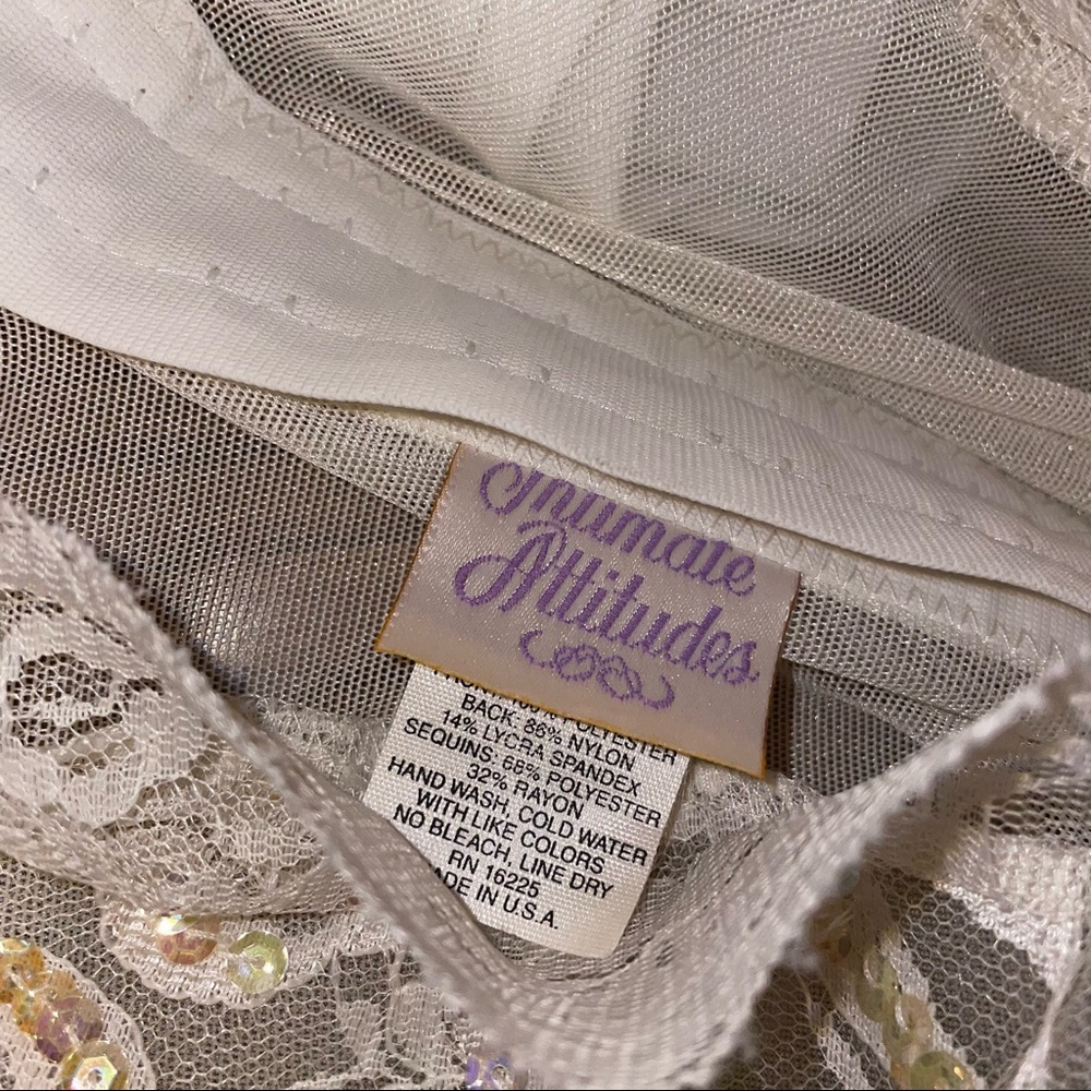 Vintage! Sexy Lace Lingerie! - Picture 5 of 8
